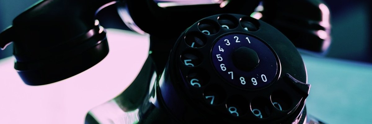 telefon.jpg