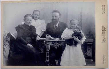 altes Familienbild von Familie Völker