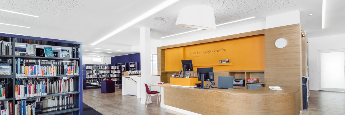 Eingangsbereich der neuen Gemeindebibliothek Steinhagen