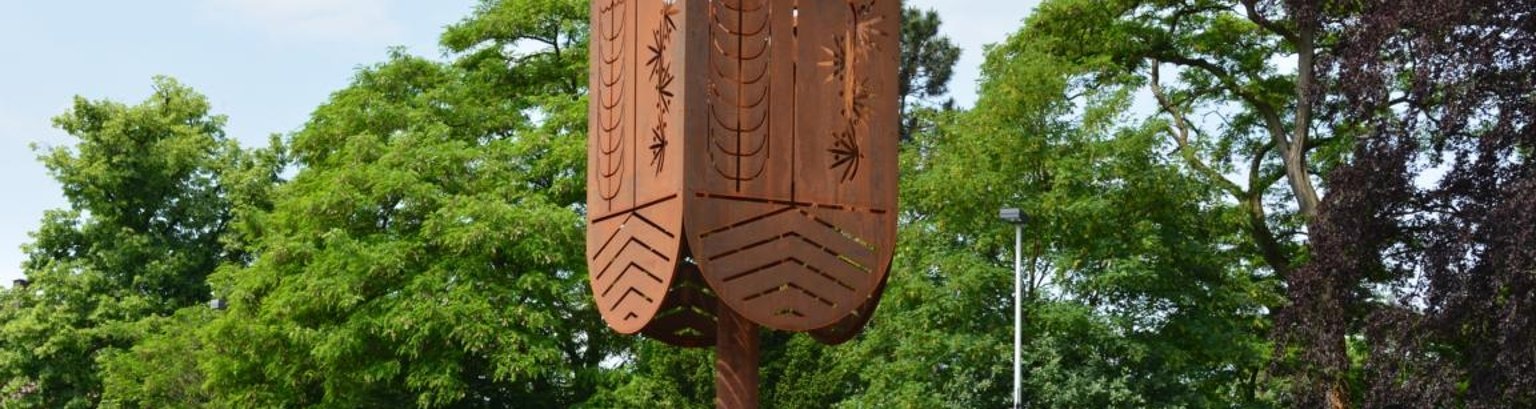 Verkehrsinsel in Steinhagen mit Wappen
