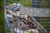 öffentlicher Abfalleimer